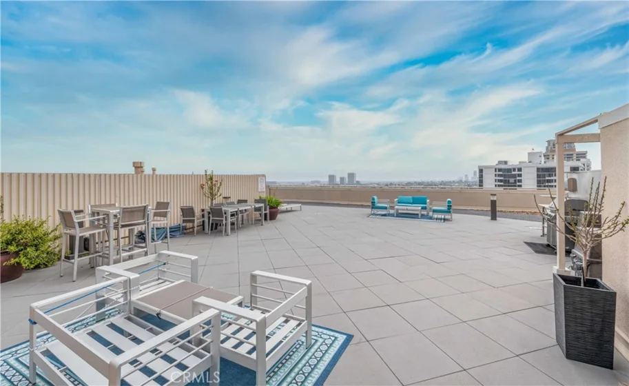 10590 Wilshire Boulevard #305 photo 29
