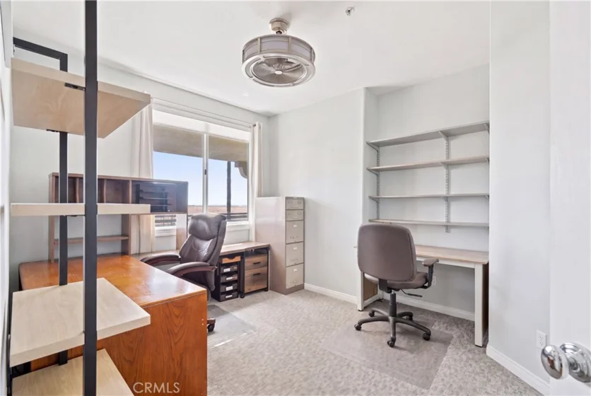 4167 Warner #205 photo 35