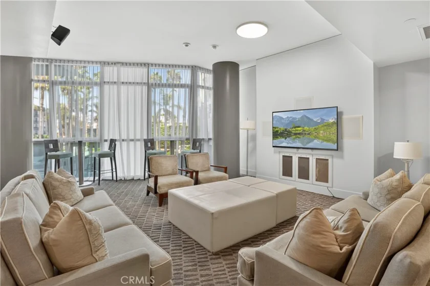 13650 Marina Pointe Drive #609 photo 39