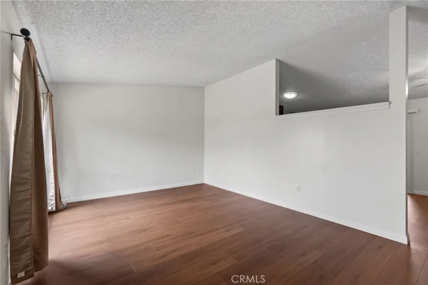 6377 La Mirada Way photo 6