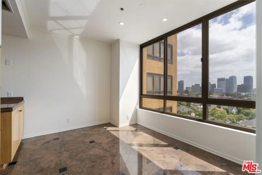 10430 Wilshire Boulevard #606 photo 11