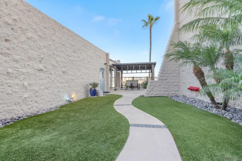 1200 N Harbor Drive #3C photo 50