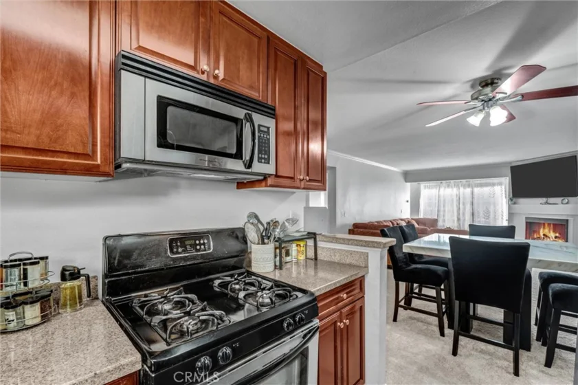 5500 Owensmouth Avenue #122 photo 16
