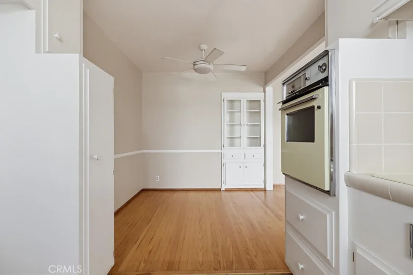 2060 E 3rd Street #3 photo 27
