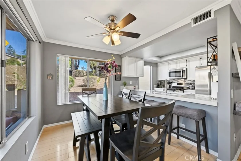 1016 Grape Street photo 11