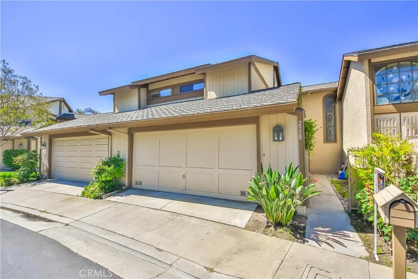 2328 Applewood Circle #69 photo 1