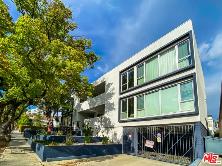 1328 Havenhurst Drive #109 photo 1