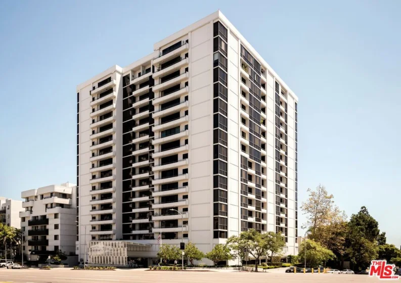 10660 Wilshire Boulevard #1208 photo 14
