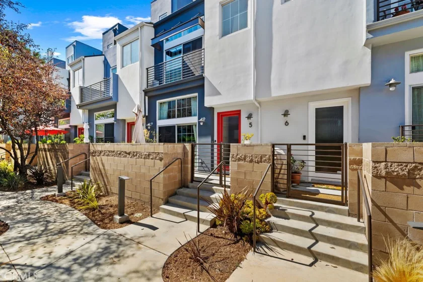 5300 Playa Vista Drive #5 photo 31