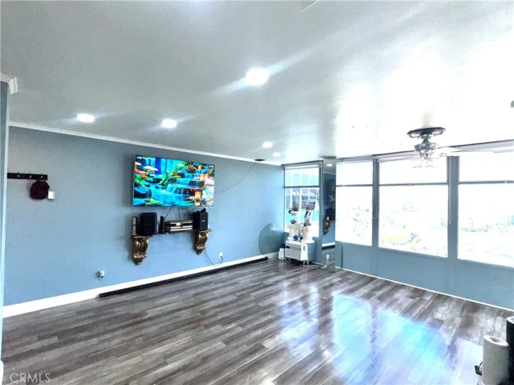 100 Atlantic #1012 photo 24