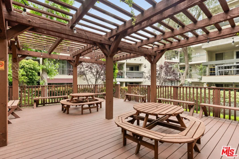 4900 Overland Avenue #196 photo 6