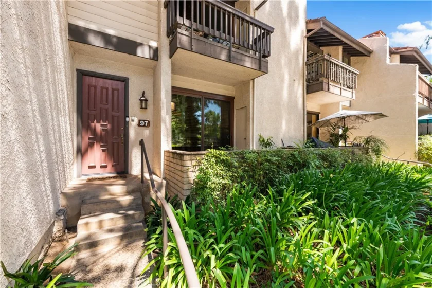 21801 Burbank #97 photo 1