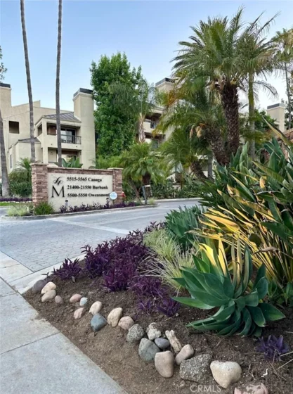 5540 Owensmouth Avenue #105 photo 1