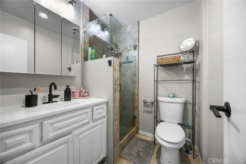 1800 W Gramercy #14 photo 16