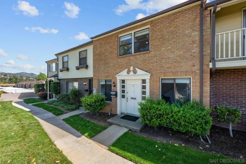 8010 Winter Gardens Boulevard #C photo 1