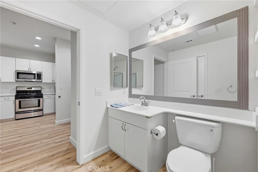 1801 E Katella Avenue #1096 photo 20