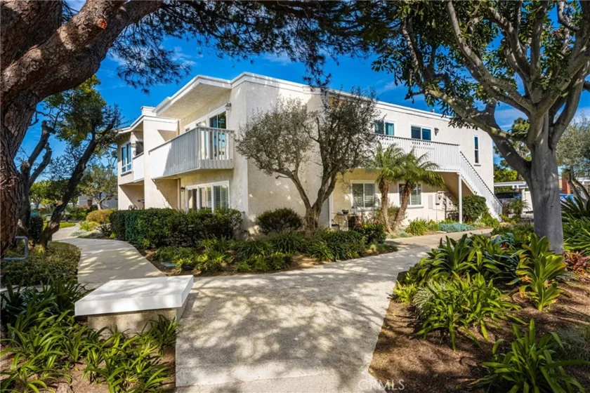 33615 Avenida Capri photo 1