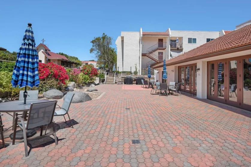 6350 Genesee Avenue #312 photo 27