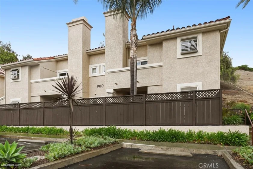 900 Sea Cliff Way #907 photo 1