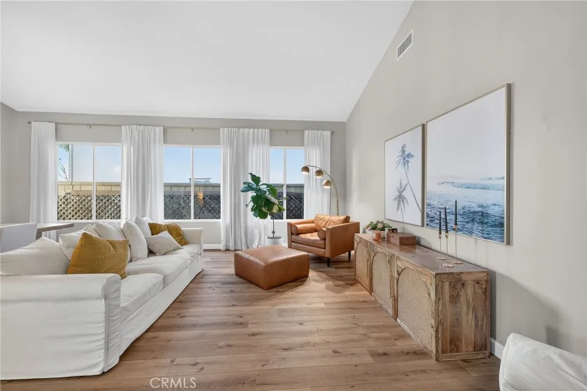 35685 Abelia photo 74