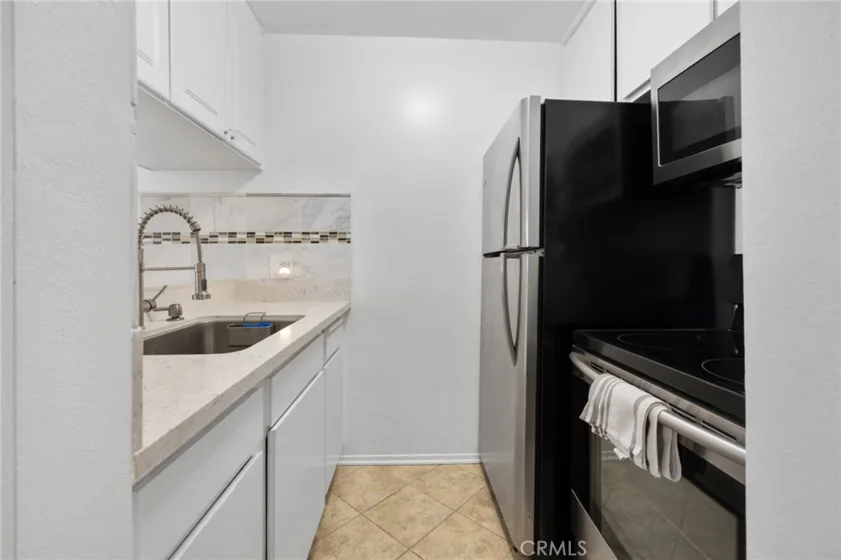 525 S Ardmore Avenue #257 photo 4