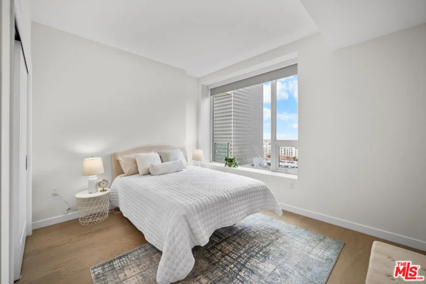 1050 S Grand Avenue #1303 photo 12