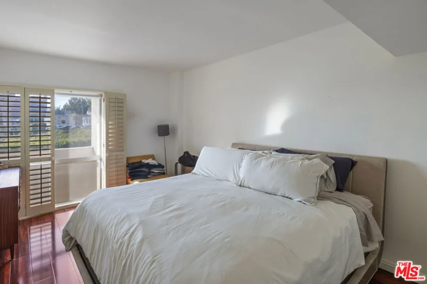 1131 Alta Loma Road #412 photo 14