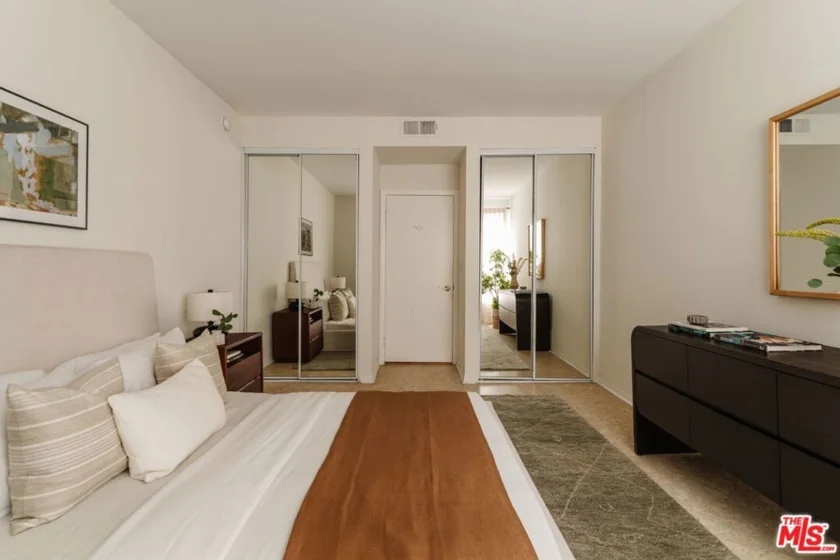 1161 Amherst Avenue #204 photo 7