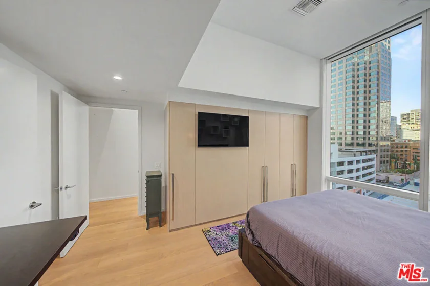 877 Francisco Street #806 photo 5