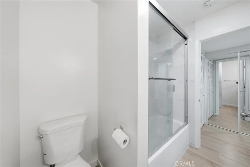 6600 Warner #205 photo 21