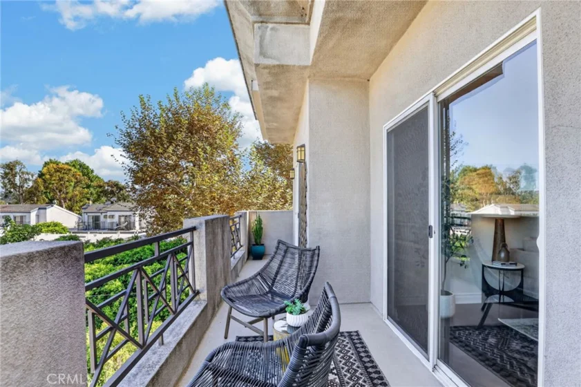 4424 Whitsett Avenue #303 photo 35