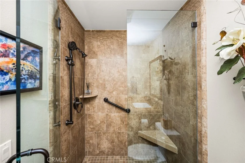 101 Talmadge photo 33