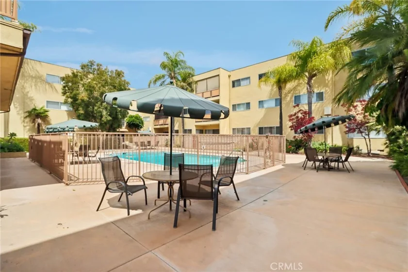 6225 Coldwater Canyon Avenue #102 photo 29
