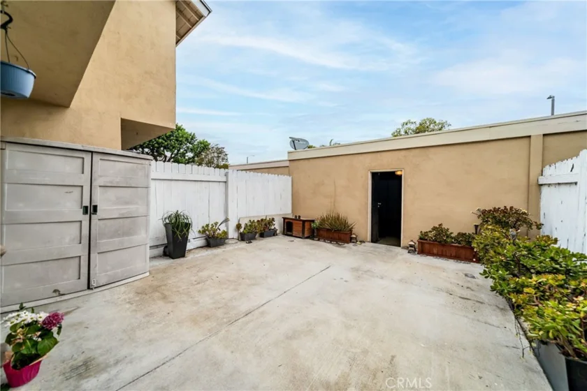 2921 S Sycamore Street #E photo 24