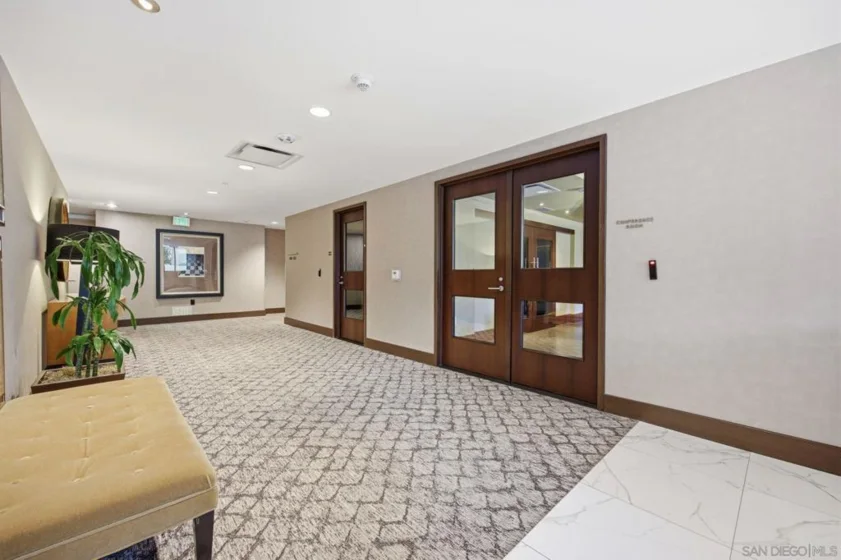 1325 Pacific Hwy #1305 photo 50