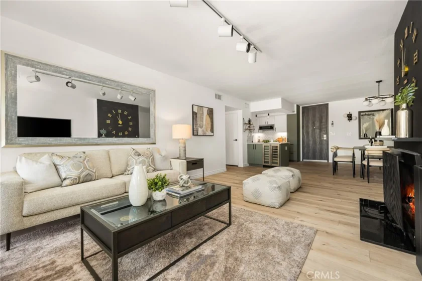 1351 N Crescent Heights Boulevard #313 photo 7