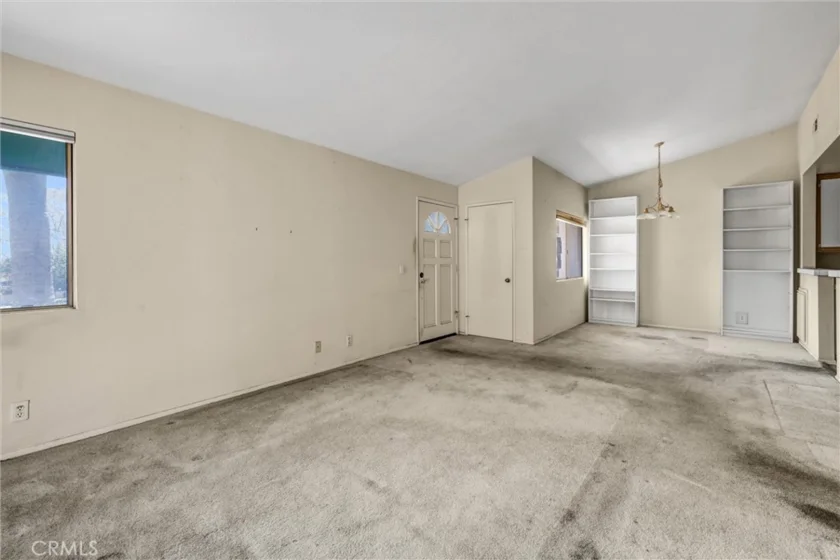 360 Villa Point Drive photo 25