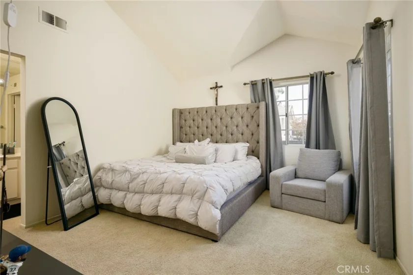 13576 Eucalyptus Street photo 10