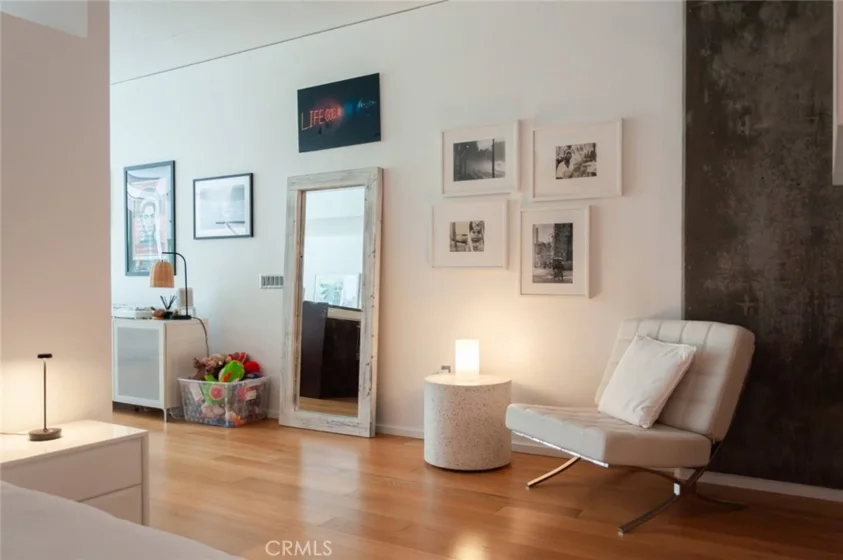 1155 S Grand #307 photo 5