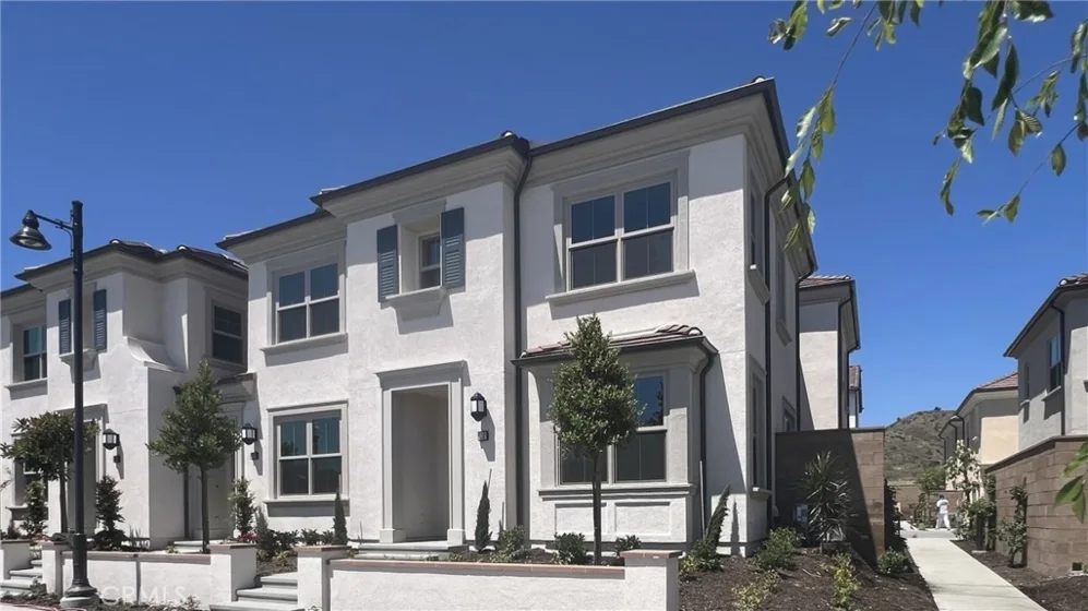 110 Sunnyside photo 2