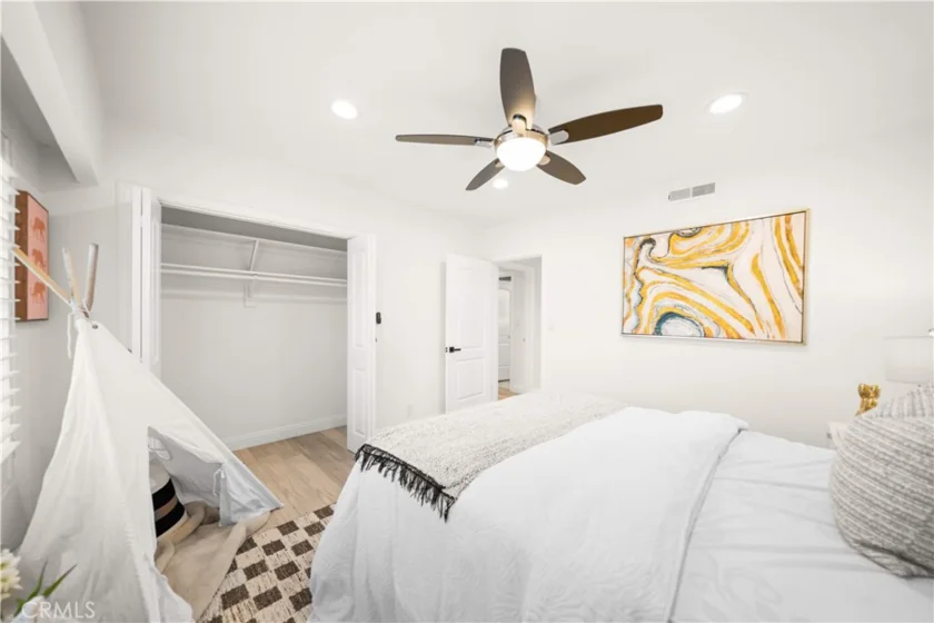 1611 S Pomona #D13 photo 33