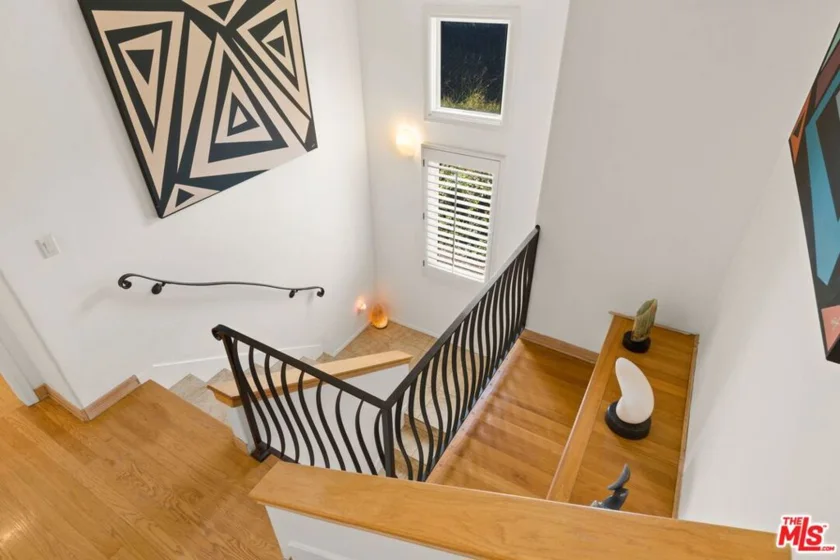 6435 Zumirez Drive #21 photo 23
