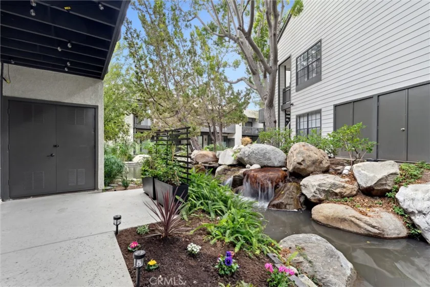 2504 W Macarthur Boulevard #I photo 20