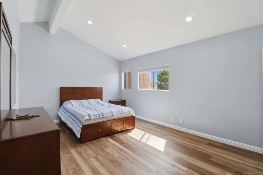 6862 Camino Berdecio photo 5
