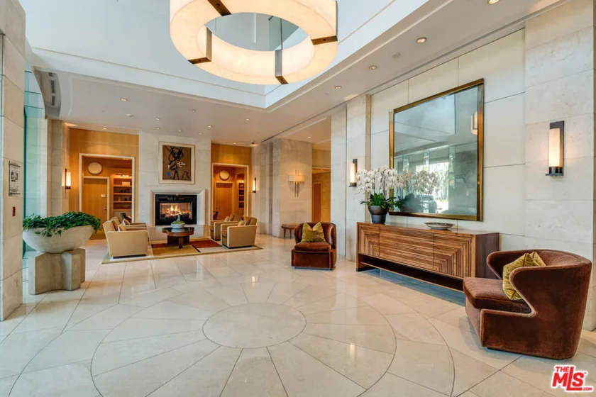 10800 Wilshire Boulevard #1101 photo 4