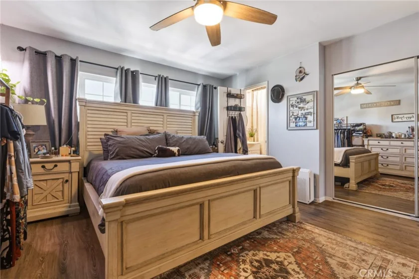 8927 Cedros #14 photo 21