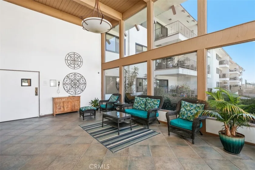 2501 S El Camino Real #205 photo 17