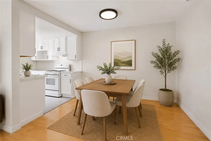 5055 Coldwater Canyon Avenue #105 photo 5
