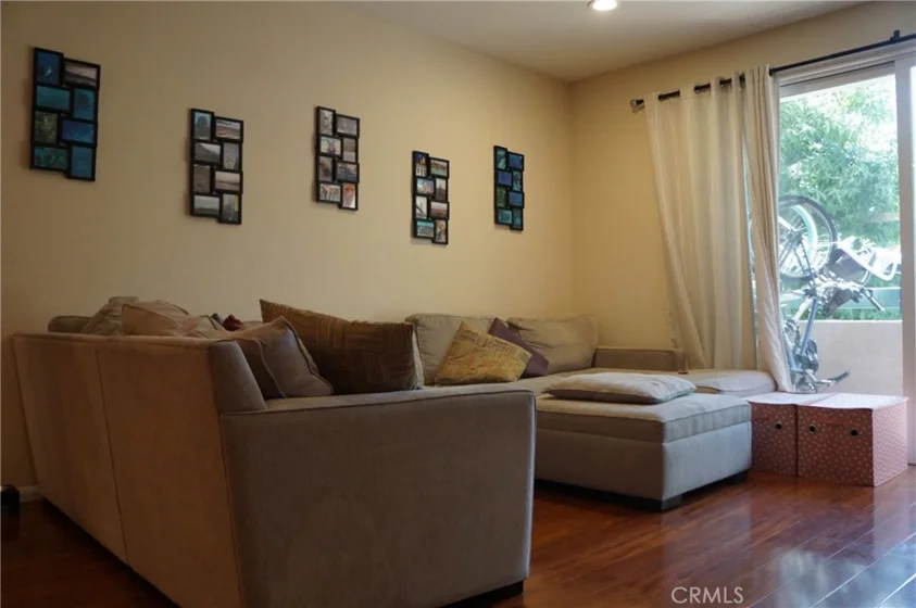 11225 Peach Grove Street #202 photo 8