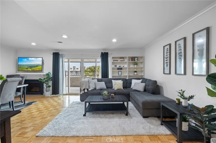 1117 Rosecrans Avenue #15A photo 4